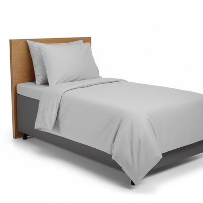 Superior satiin 4 mm triip helehall