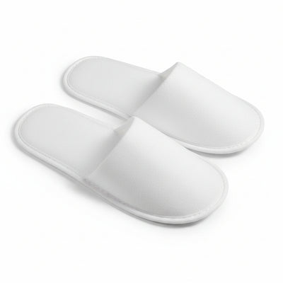 Riidest pealsega kinnise ninaga suss (riidest tallaga)